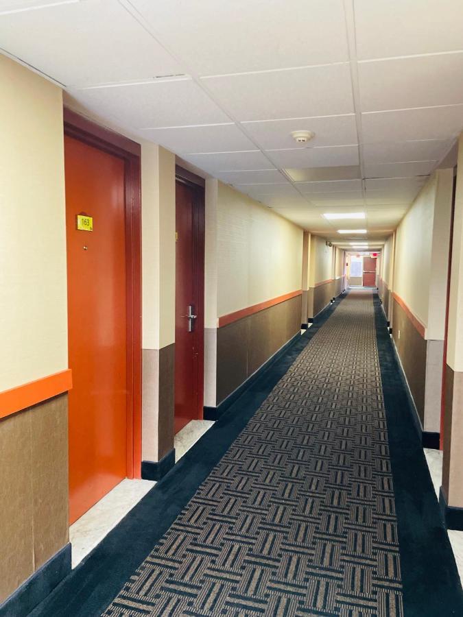 ロードウェイ イン Gloucester City エクステリア 写真